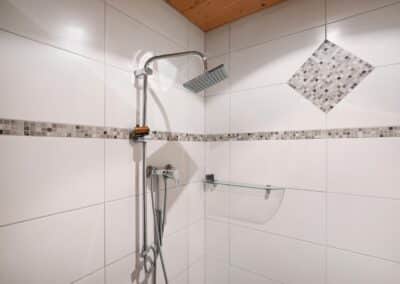 Moderne Regendusche_Fewo Alpenaster_Haus Werdenfels in Mittenwald